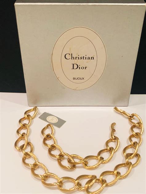 alter christian dior schmuck|Christian Dior necklace.